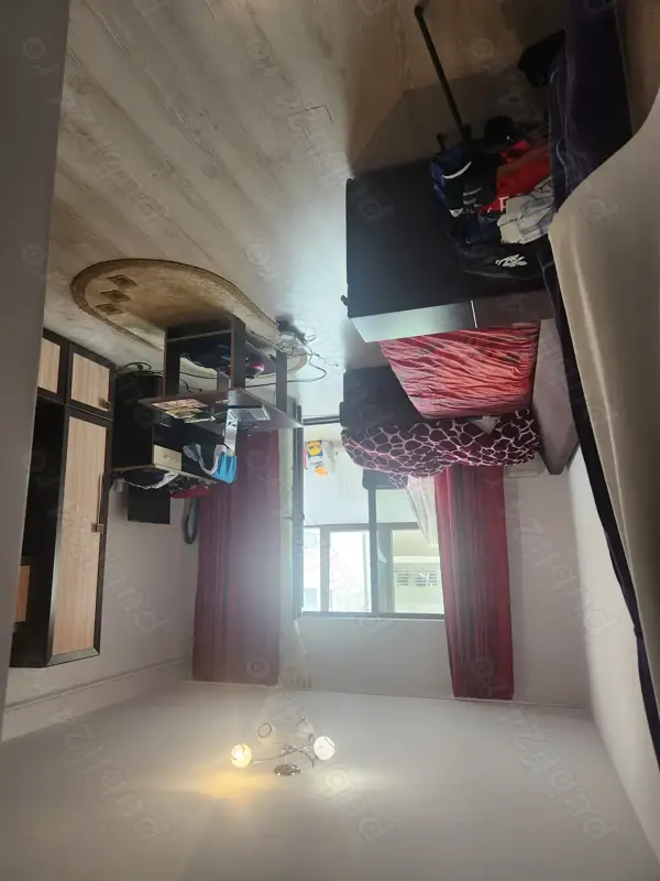 P.F.vand apartament 2camere, D,et3 din 4,lux,valea lupului, Mega image, total utilat si mobilat — fotografia 3