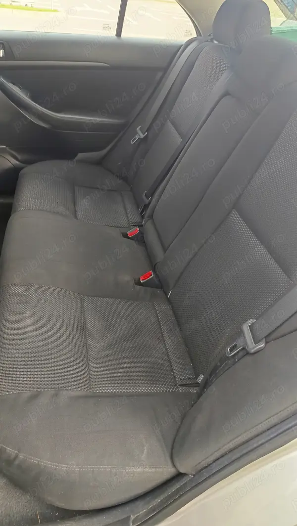 TOYOTA Avensis 2004 — imagine 3