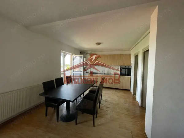 Apartament tip Duplex 3 Camere cu Vedere Panoramică și scara interioara — fotografia 2