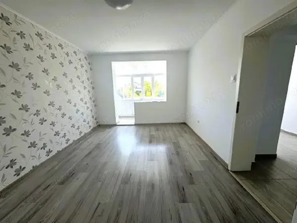 Apartament 3 camere vis a vis de Prefectura Complet renovat — fotografia 3