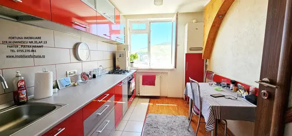 Apartament 2 camere cu view spectaculos, mansarda, etaj 10, zona Carpati-Darmanesti — fotografia 3