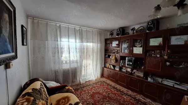 Vând apartament 3 camere Călărași Zona Belșugului — fotografia 2