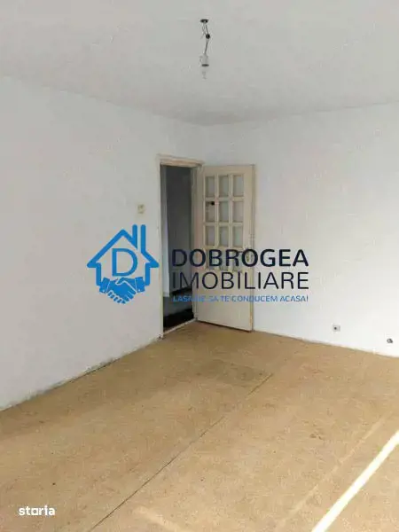 SPITALULUI- 2 CAMERE DECOMANDAT ,SUPRAFATA 54 mp — fotografia 1