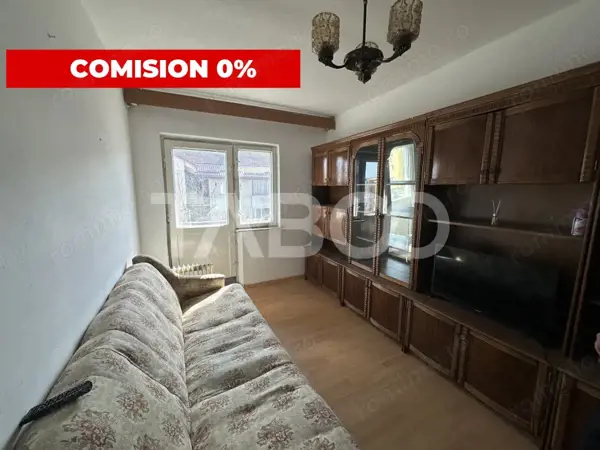 Apartament decomandat 2 camere boxa la subsol zona Titu Pertia — fotografia 2