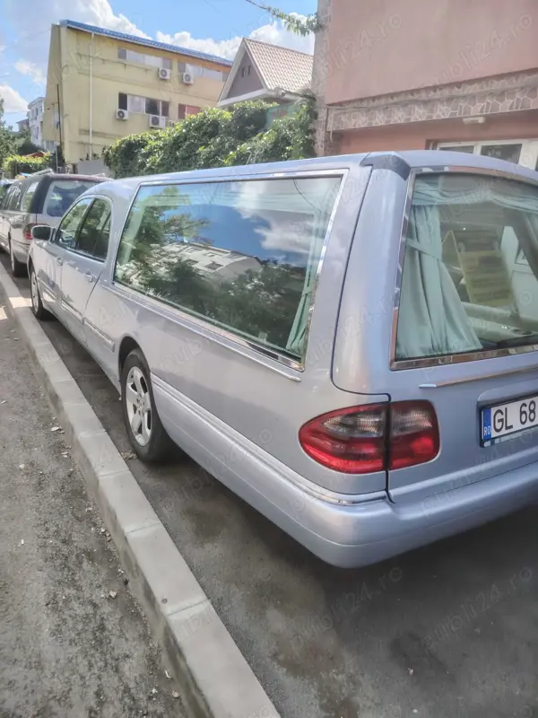 MERCEDES-BENZ E-Class 2001 — imagine 4