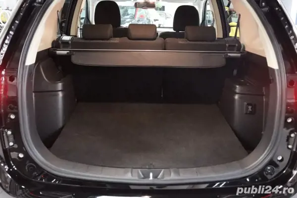 MITSUBISHI Outlander 2017 — imagine 3
