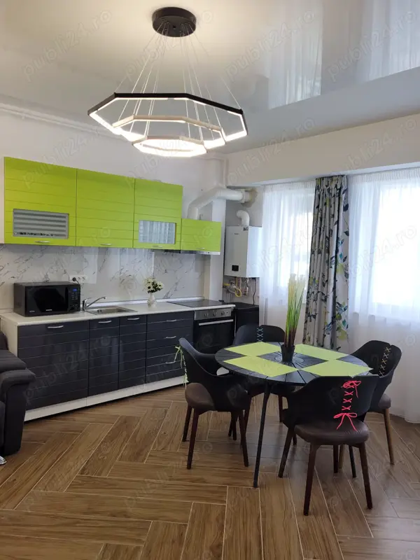 Vând apartament și studio mamaia Nord — fotografia 3