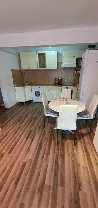 Apartament cu 2 camere Dumbrava Nord — fotografia 3