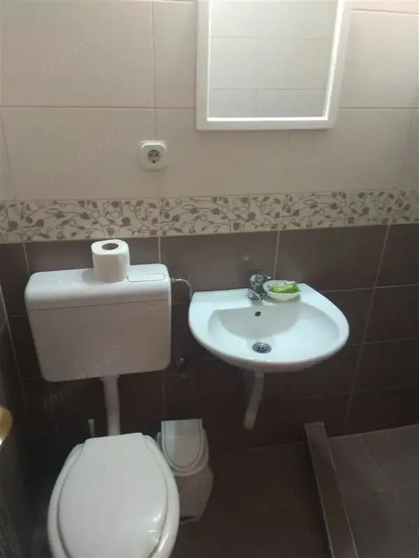 Inchiriez garsoniera in zona Piata Universtatii