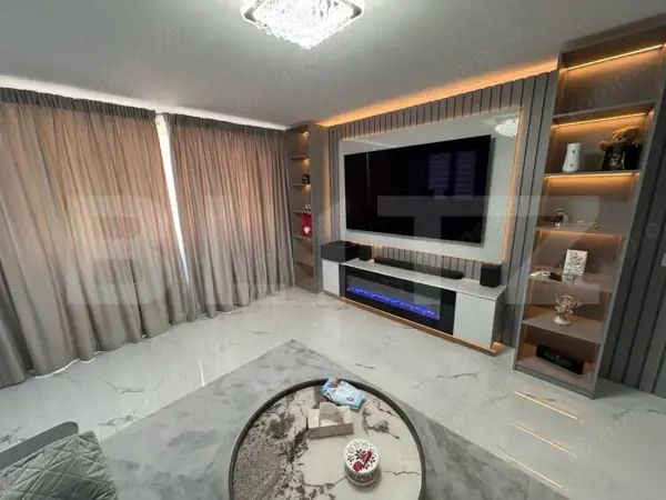 Apartament de vanzare, cu 3 camere, 73 mp + balcon 5 mp, zona Tractorul — fotografia 1