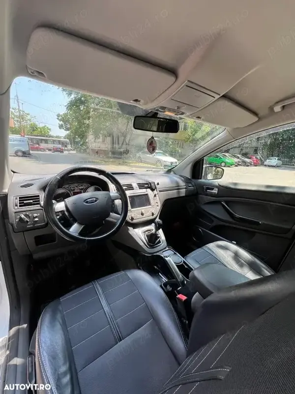 FORD Kuga 2013 — imagine 2