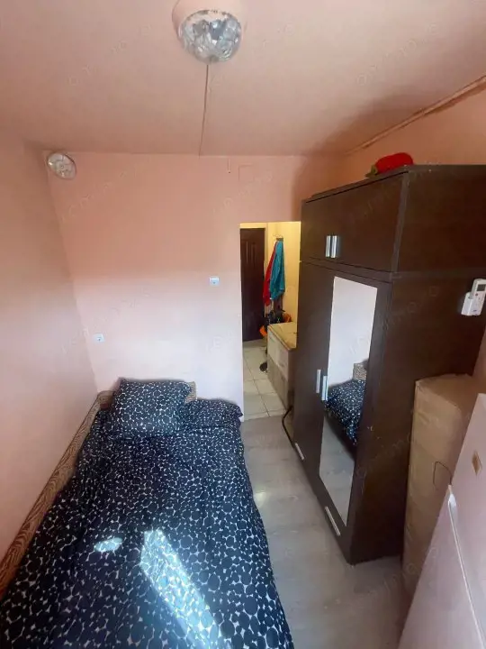 Camera de camin, de vanzare, 13,64 mp, zona Valea Rosie — fotografia 3