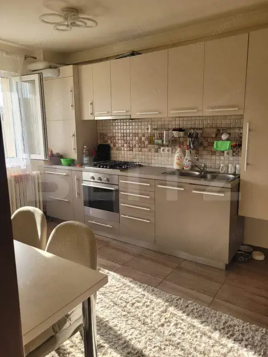 Apartament 52 mp, renovat, balcon, zonă verde și liniștită, Grigorescu — fotografia 1