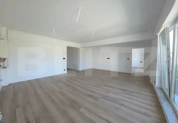 Apartament 3 camere, 80 mp, finisat, zona Libertatii — fotografia 1