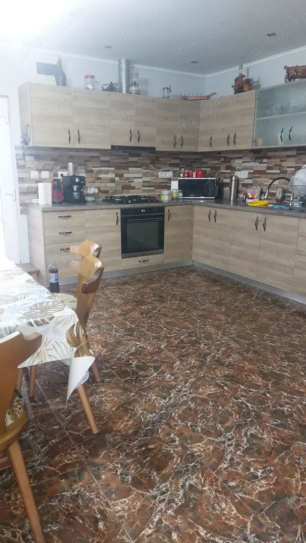 Casa de vânzare