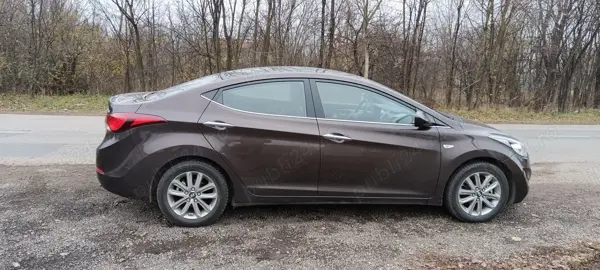 HYUNDAI Elantra 2014 — imagine 3