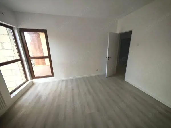 Apartament 2 camere, decomandat, zona Brestei, Promenada Mall — fotografia 1