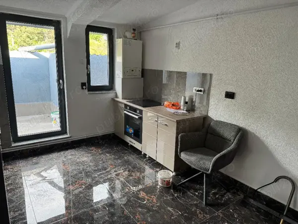 vand apartament cu o camera in bloc nou construit — fotografia 1