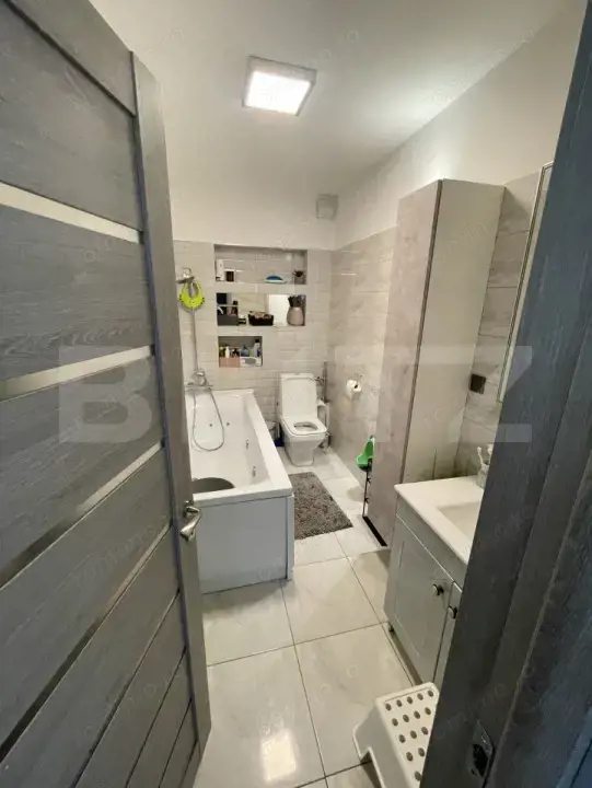 Apartament cu 3 camere, 82 mp, terasa de 21 mp, Sannicoara, complex Estimo — fotografia 3