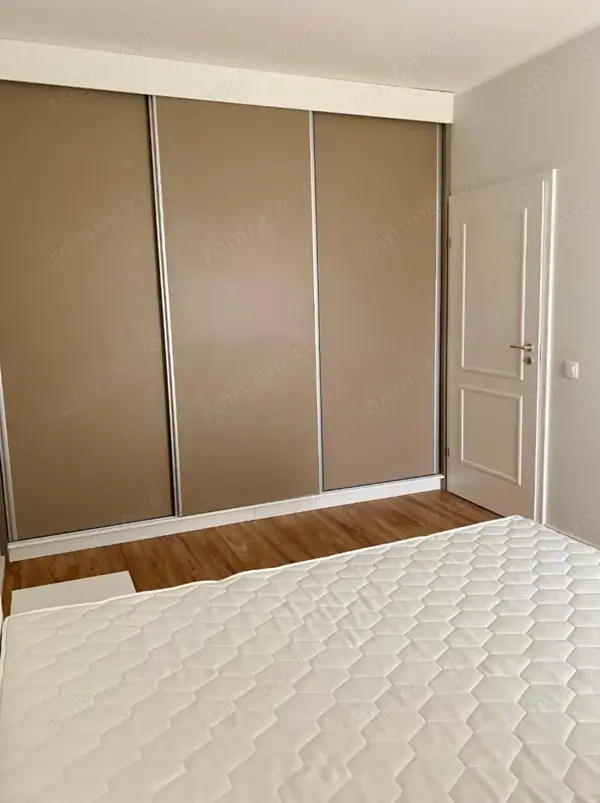 2 camere zona Decathlon+pod — fotografia 3