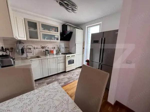 Apartament cu 3 camere de vânzare în Andrei Mureșanu – zonă premium, liniștită — fotografia 3
