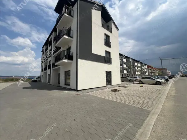 Apartament cu 2 camere si boxa depozitare zona Doamna Stanca — fotografia 1