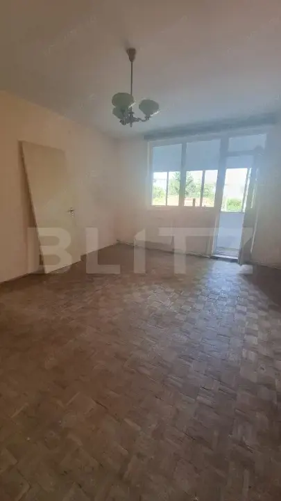 Apartament cu 2 camere, etaj intermediar, zonă verde, ideal pentru investitie — fotografia 1