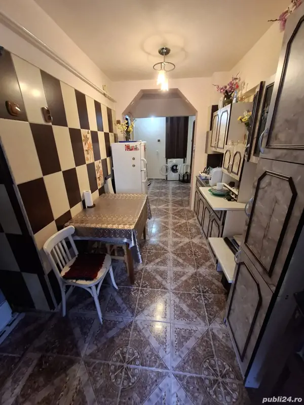 Apartament de vanzare — fotografia 1