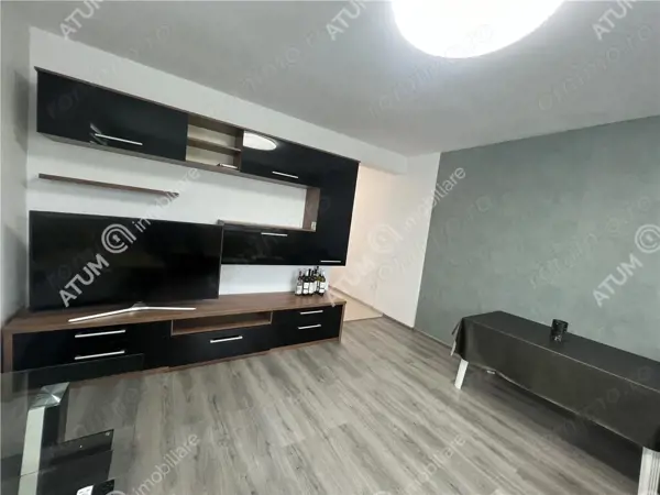 Apartament cu 3 camere decomandate de 73 mp zona Calea Surii Mici — fotografia 3