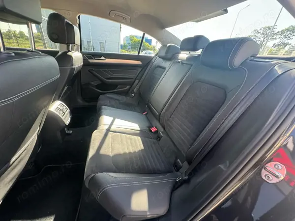 VOLKSWAGEN Passat 2020 — imagine 16