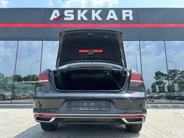 VOLKSWAGEN Passat 2020 — imagine 7