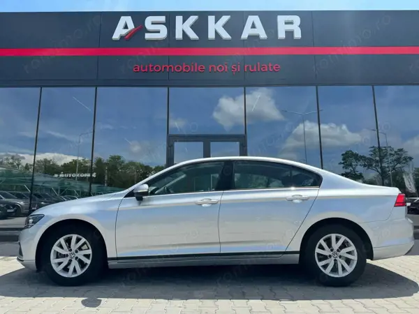 VOLKSWAGEN Passat 2020 — imagine 9