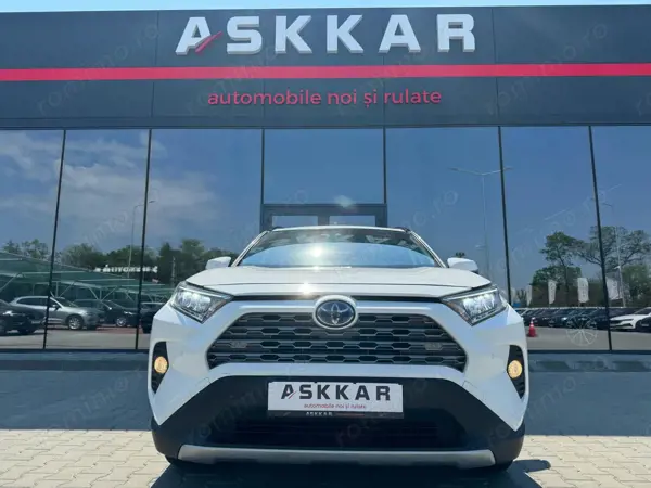 TOYOTA RAV4 2019 — imagine 2