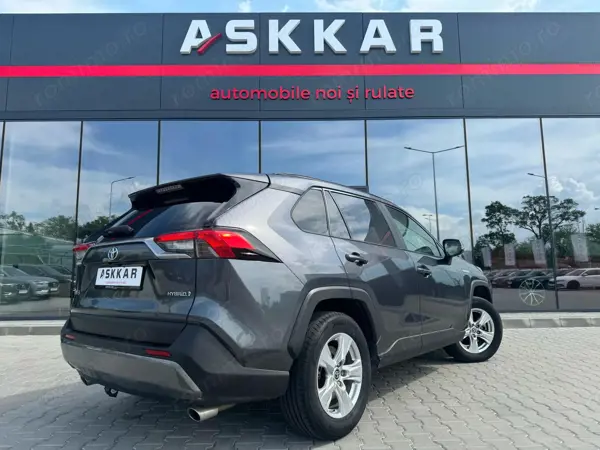 TOYOTA RAV4 2021 — imagine 5