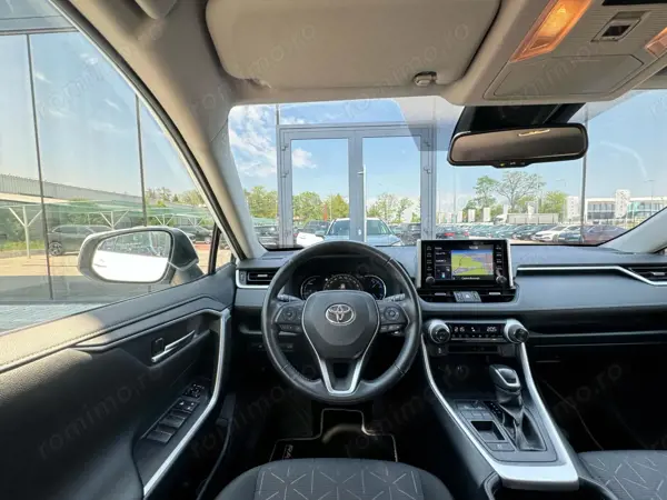 TOYOTA RAV4 2019 — imagine 10