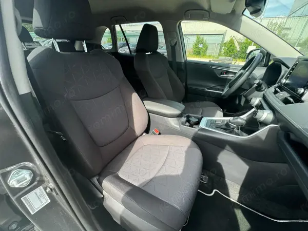 TOYOTA RAV4 2021 — imagine 13