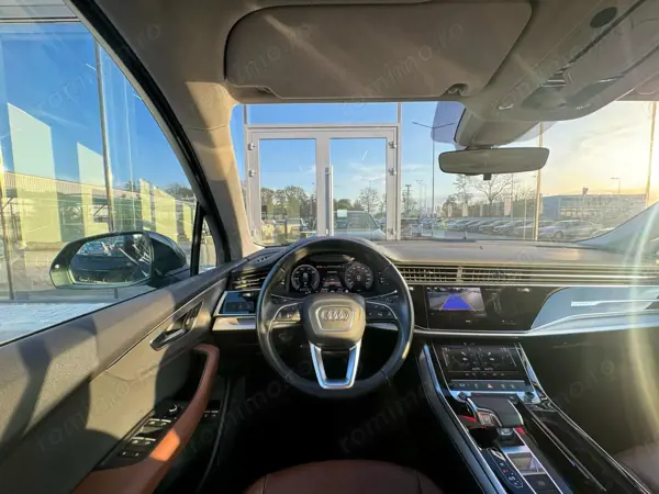AUDI Q7 2020 — imagine 8