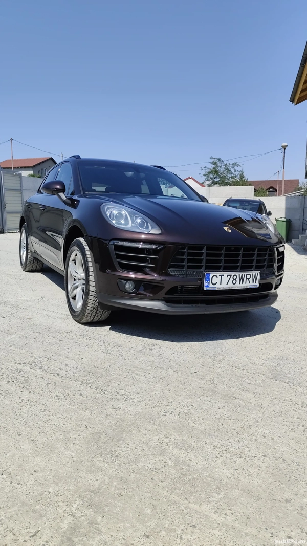 PORSCHE Macan 2015