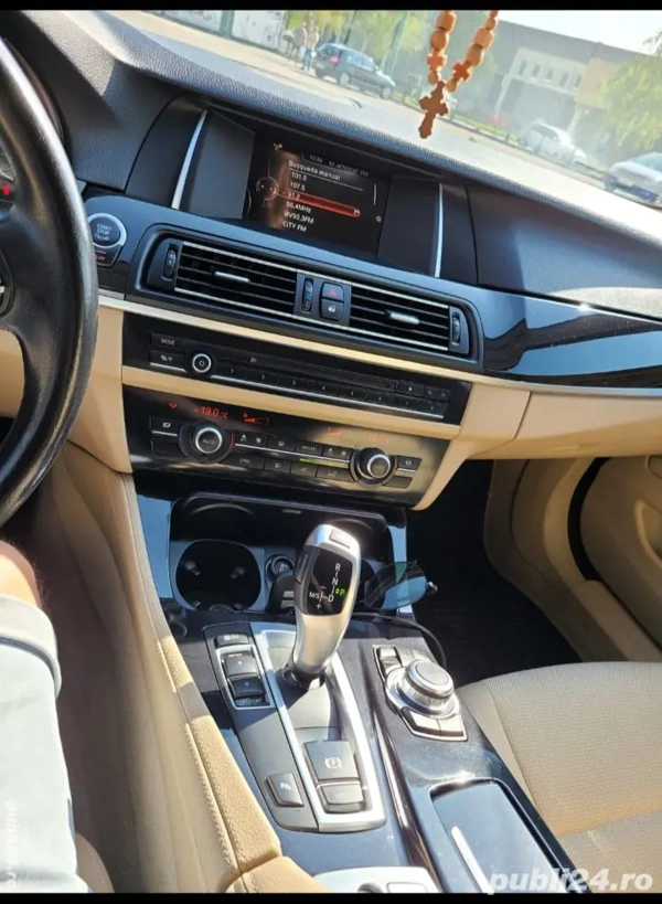 BMW 5 Series 2015 — imagine 6