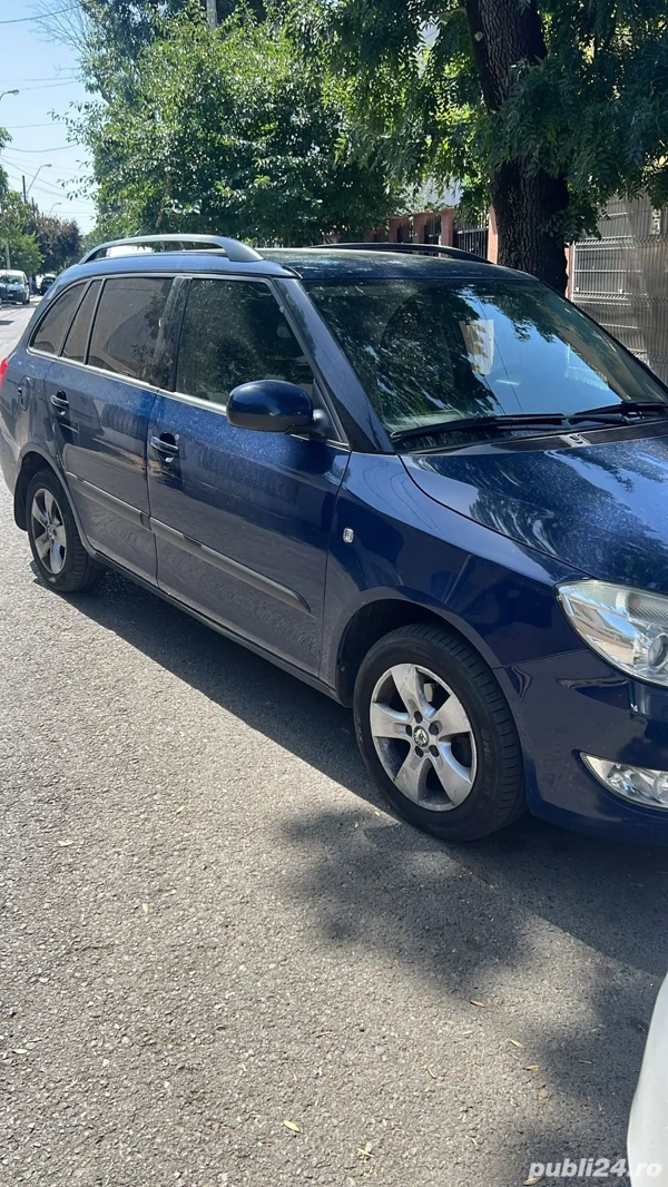 SKODA Fabia 2012 — imagine 3