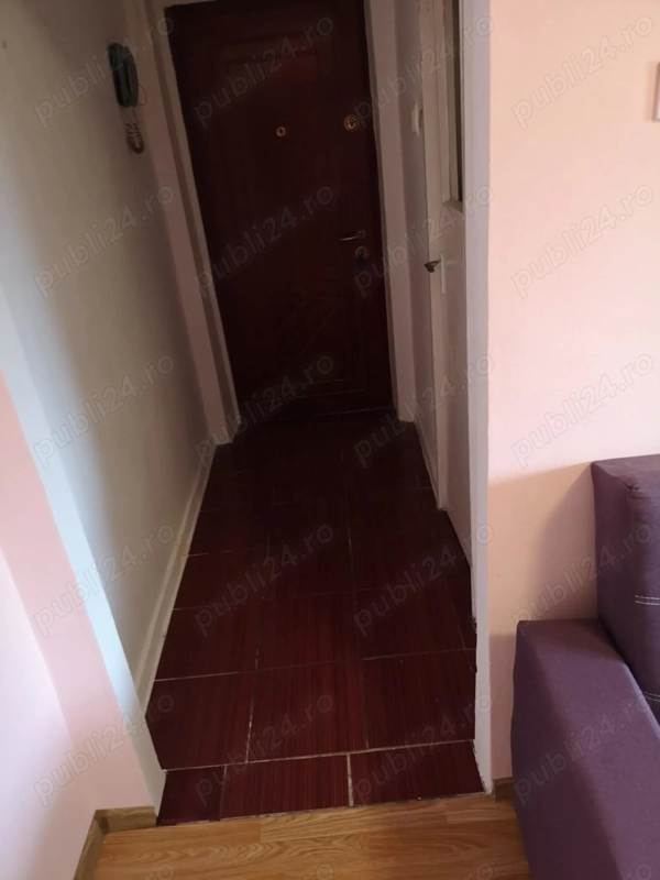 Apartament cu 2 camere de vânzare — fotografia 3