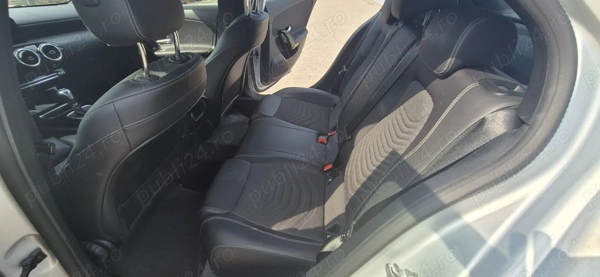 MERCEDES-BENZ A-Class 2019 — imagine 8