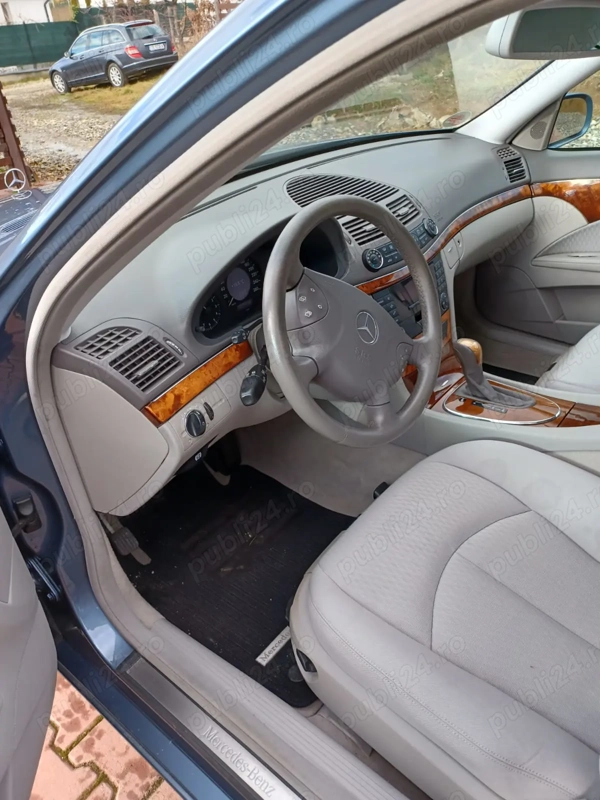 MERCEDES-BENZ E-Class 2002 — imagine 3