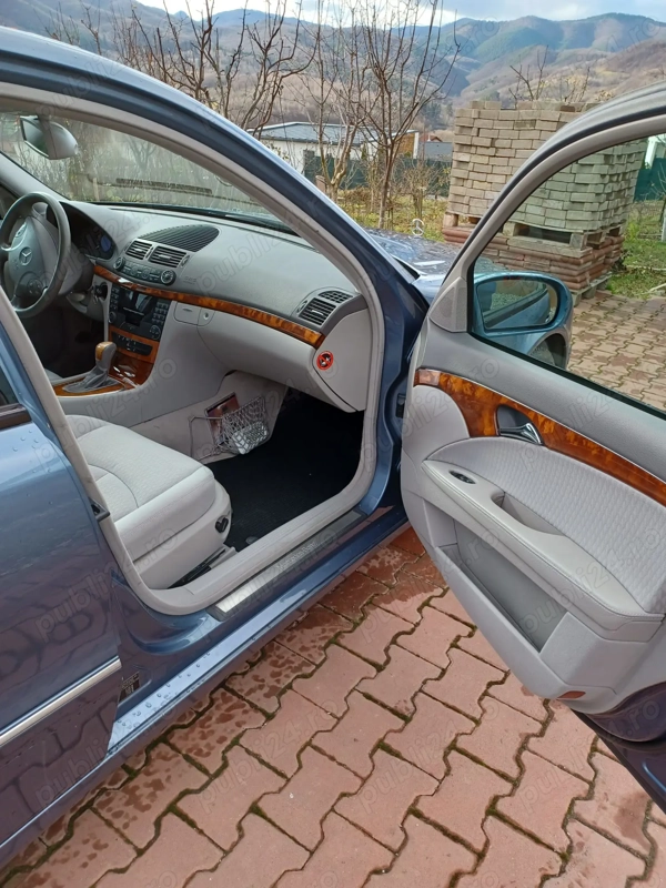 MERCEDES-BENZ E-Class 2002 — imagine 7