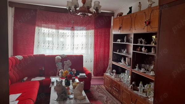Proprietar vând partament 3 camere Tudor Vladimirescu ts2 autogara decomandat urgent — fotografia 3