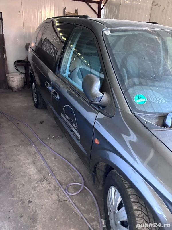 CHRYSLER Grand Voyager 2004 — imagine 7