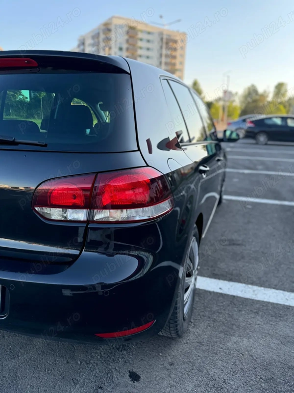 VOLKSWAGEN Golf 2010 — imagine 2