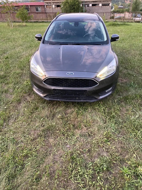 ford focus 1.0 Trend Car 2016