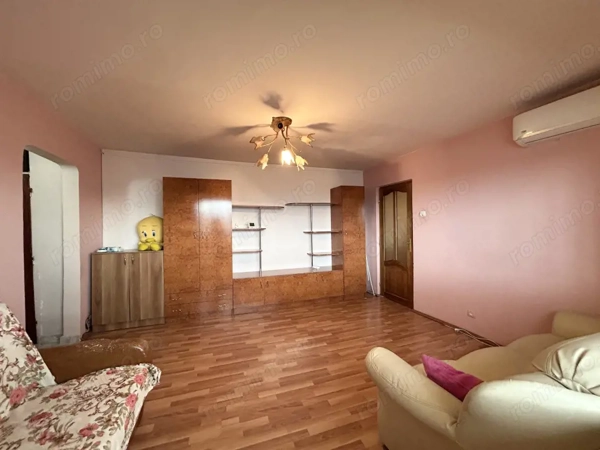 Apartament 2 camere, semidecomandat, 50mp utili, zona Freidorf — fotografia 1