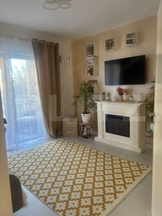 Apartament decomandat 2 dormitoare, parcare inclusa, zona Florilor — fotografia 1
